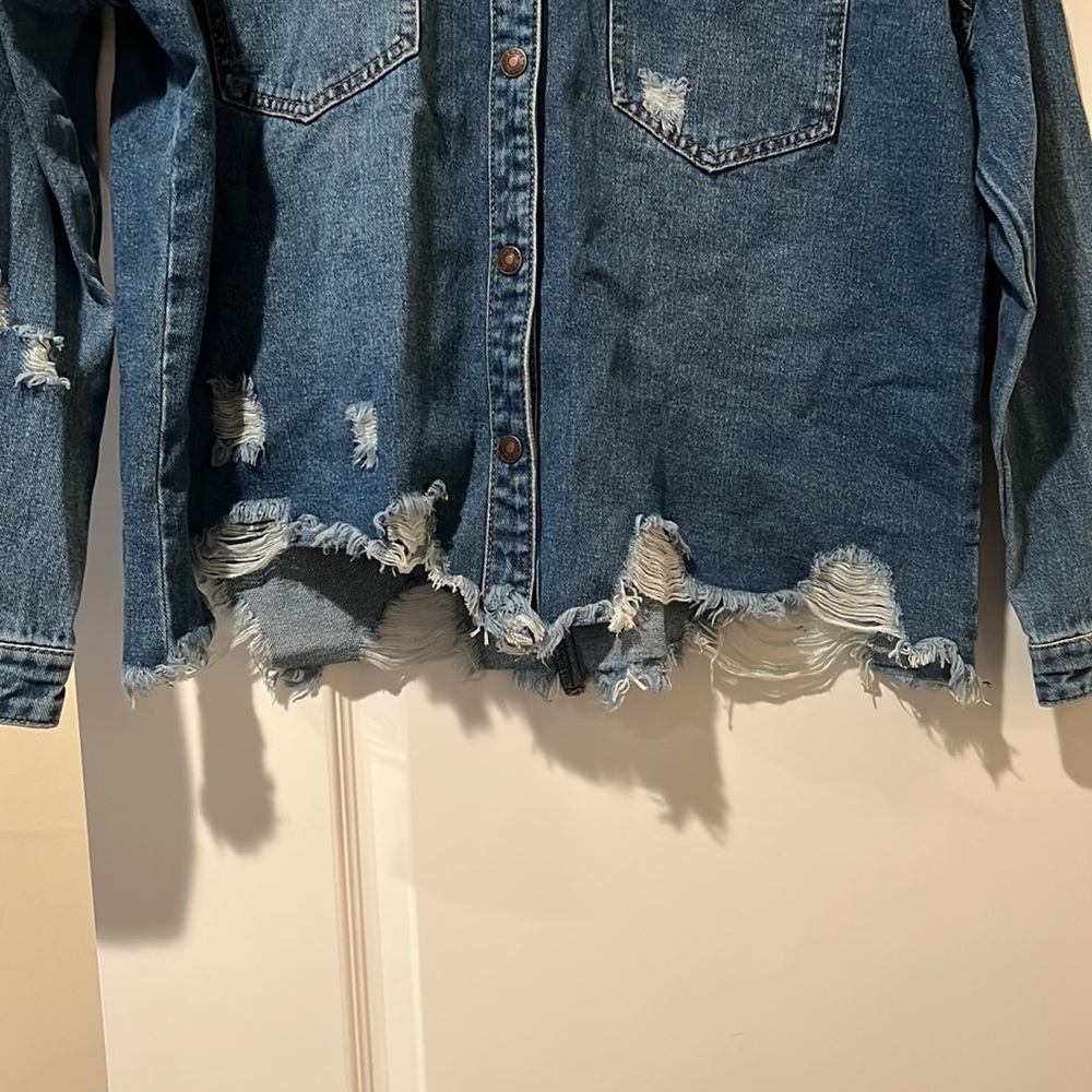 Distressed Jean Jacket - Picture 5 of 11